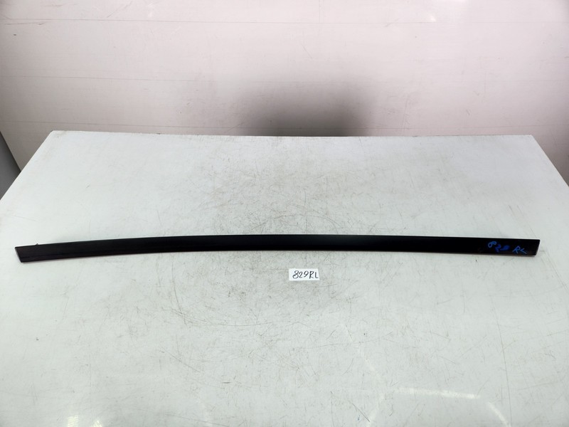 ✅ 17-25 OEM Porsche Panamera 971 Rear Left Side Lower Door Window Molding