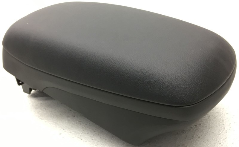 OEM Hyundai Elantra Console Cover Small Marks 84660-3Y050-RY