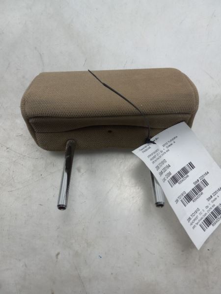 2010 TOYOTA TUNDRA SR5 EXTENDED CAB REAR CENTER MOUNTED HEADREST