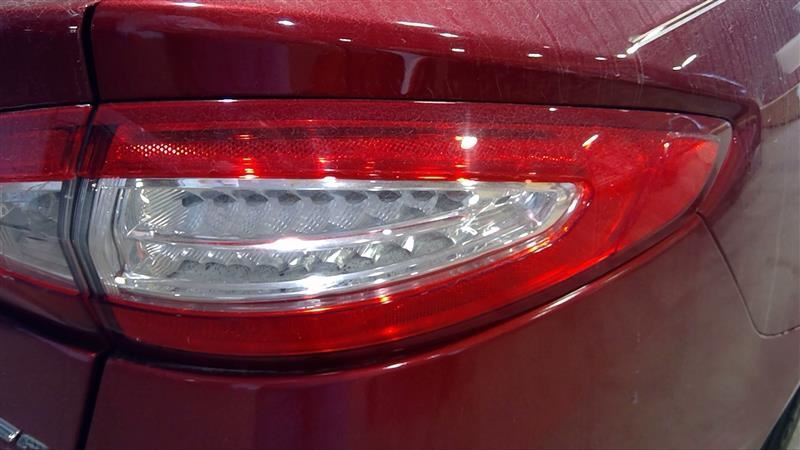 Passenger Tail Light Quarter Panel Mounted LED Fits 13-16 FUSION 3323286