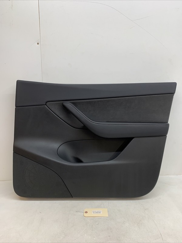 ⚡️Tesla Model Y Front Right Door Panel Insert Card Black 1497295-91-B 28039 1T