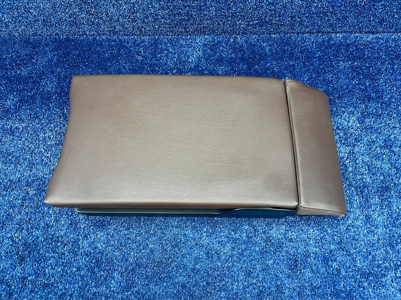 2015-2020 Audi A3 S3 Rear Seat Center Armrest Cushion Backrest Cup holder OEM