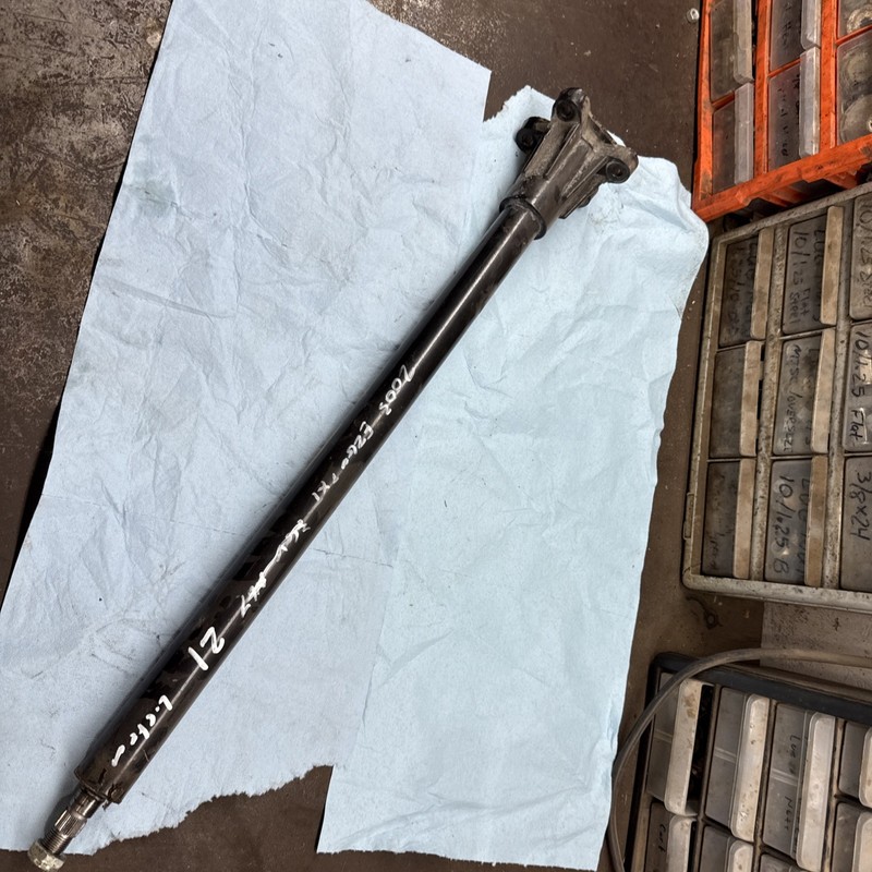 2000’s Ezgo txt steering column steering shaft good # 21