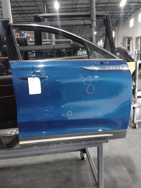 2020 Lincoln Corsair Right Front Door Blue Dents 49k Miles OEM Part 699310