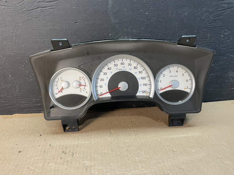 2006 Dodge Durango Speedometer Instrument Cluster Gauge Oem ae3375 DG