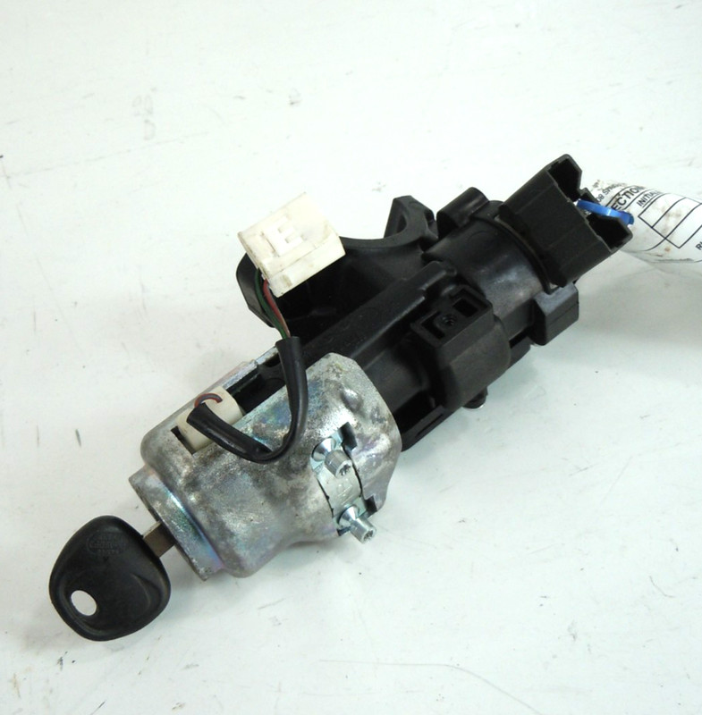 2012-2017 Hyundai Accent Ignition Control Switch W/ Key OEM Auto Trans