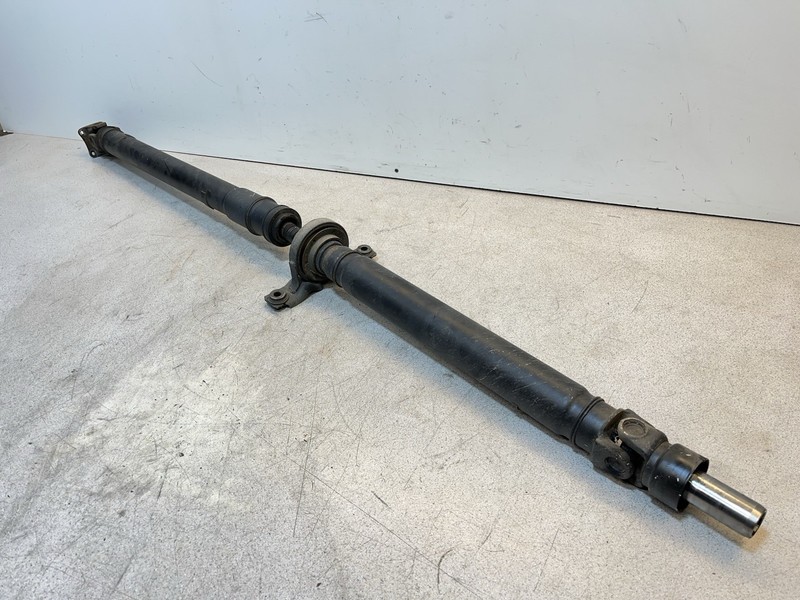 2015 Subaru Impreza 4-door Rear Drive Prop Shaft Driveshaft 2.0L Auto