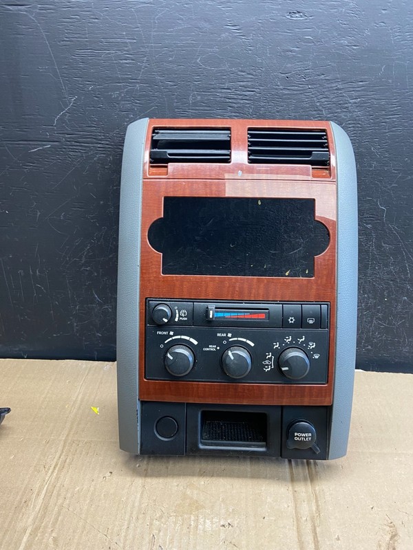 2005-2009 Dodge Durango Heat AC Climate TempControl Radio Bezel ad7231 DG