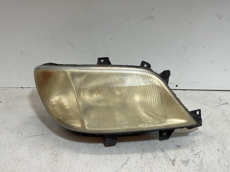 02-06 Mercedes Dodge Sprinter T1N Front Right Headlight Head Light Passenger