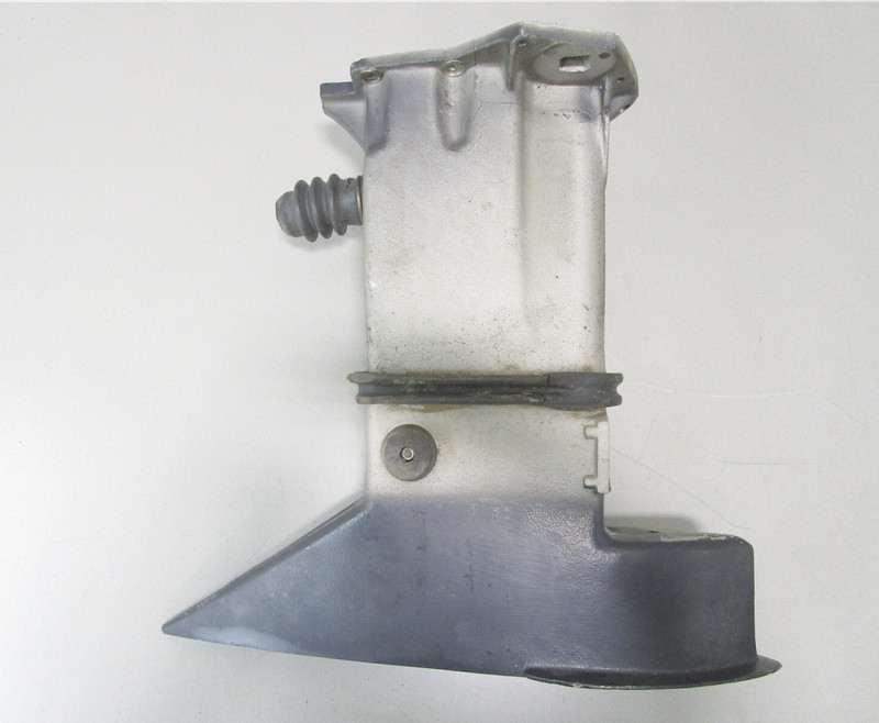 F523133-2 Midsection 20" Shaft Motor Leg for Force 75-140 Hp Outboard