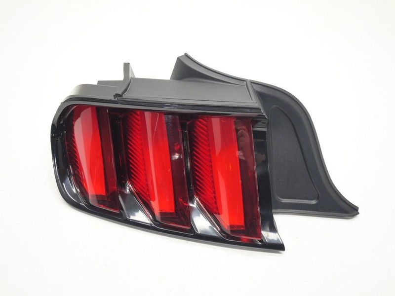 2015-2018 Ford Mustang GT350 Rear Left LH Driver Side Tail Light Lamp OEM