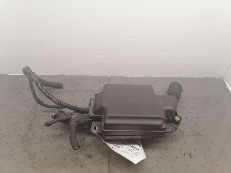 Fuse Box Engine Compartment 4 Door L Model Fits 14-17 FIAT 500 1162604