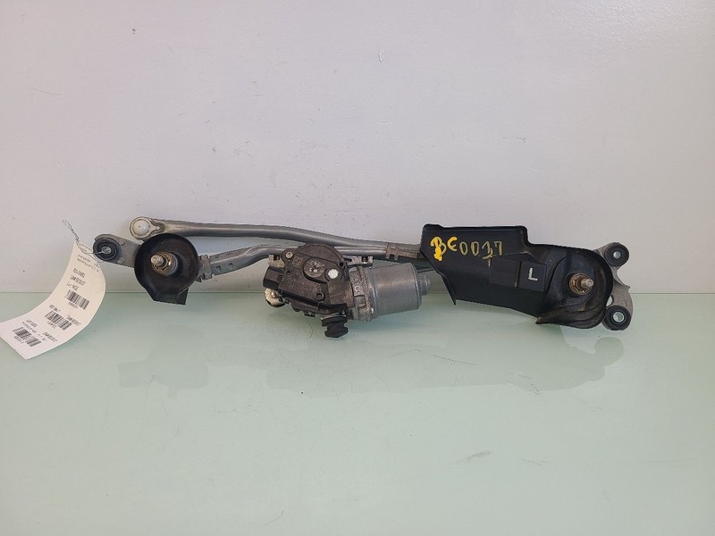 Windshield Wiper Motor Fits 14-19 LEXUS IS350 581073