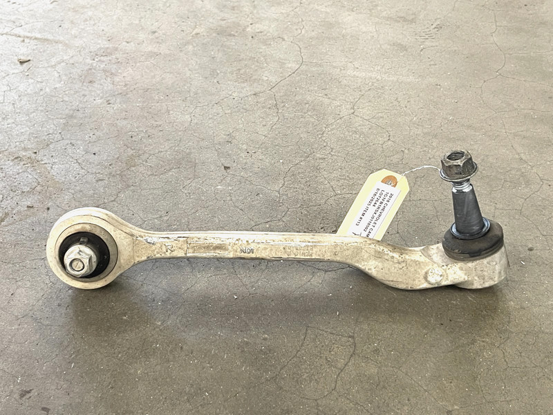 ⭐16-24 CHEVROLET CAMARO RWD FRONT RIGHT LOWER REARWARD CONTROL ARM OEM LOT2644