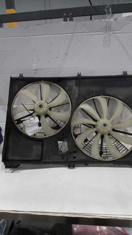 Used Engine Cooling Fan Motor fits: 2015 Toyota Highlander Fan Assembly 3.5L VIN