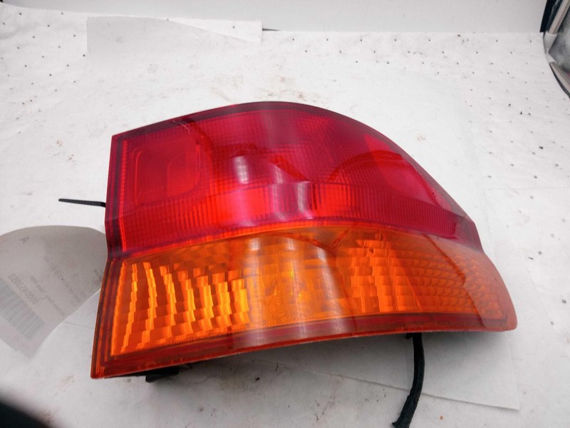 2002-2004 Honda Odyssey Right Tail Light Assembly, Brown, Used, 166K Miles