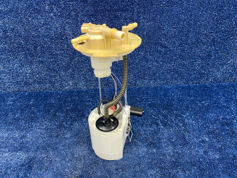 2025-2026 RAM 1500 Fuel Pump Module Assembly OEM 68547580AA
