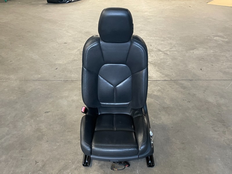 11 12 13 14 Porsche Cayenne S Front Left Driver Seat Cushion Black 1596 OEM