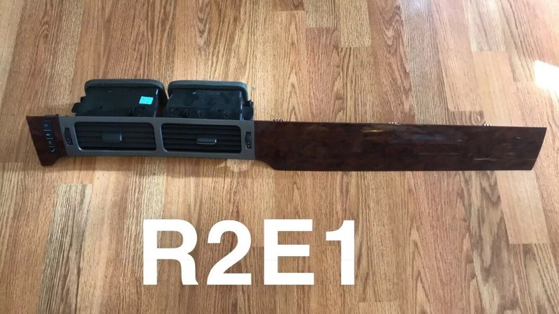 2007-2014 CHEVY SUBURBAN TAHOE DASH CENTER AIR VENT WOOD TRIM PANEL OEM WALNUT