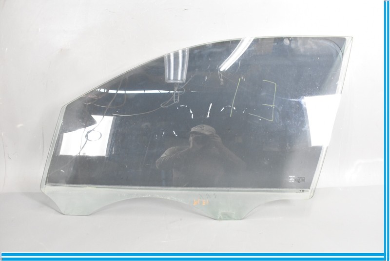 11-17 Volkswagen VW Touareg Front Left Driver Side Door Window Glass Oem