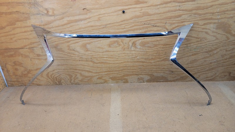 2018 19 2020 Lexus ES350/300h Front Upper Chrome Grille Molding 53121-06110 OEM