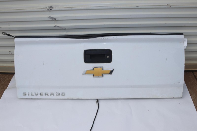 2015-2019 CHEVY SILVERADO 2500 HD WT CREW CAB TAILGATE TRUNK LID DECK OEM
