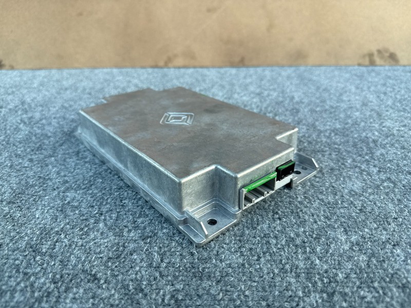RIVIAN R1S R1T 2022-2024 OEM CENTRAL GATEWAY CONTROL MODULE UNIT PT00000535-M