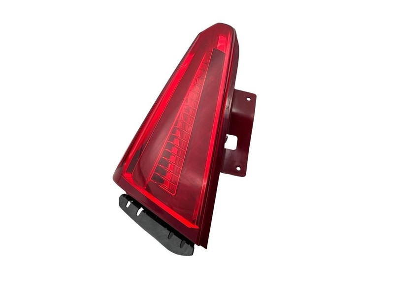 2017-2019 Cadillac XT5 Left Driver Side Taillight Quarter Mounted