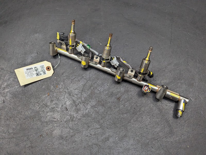 Left Fuel Injection Rail 3.0L 2019 Infiniti Q50 17522-5CA0A 2016 2017 2018- 2022