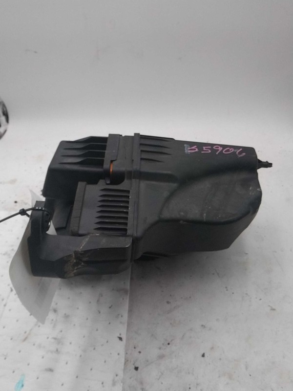 2023 Nissan Rogue Air Cleaner Assembly OEM 1.5L Grey 24000 Miles