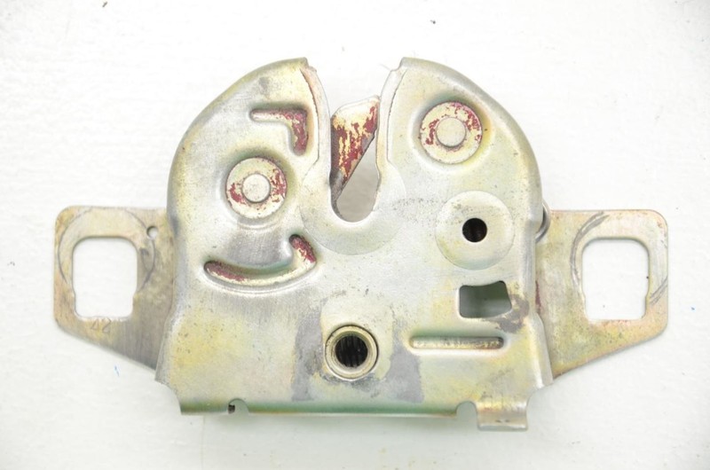 84-86 Nissan 300ZX 2+0 Rear Trunk Lid Gate Latch Lock
