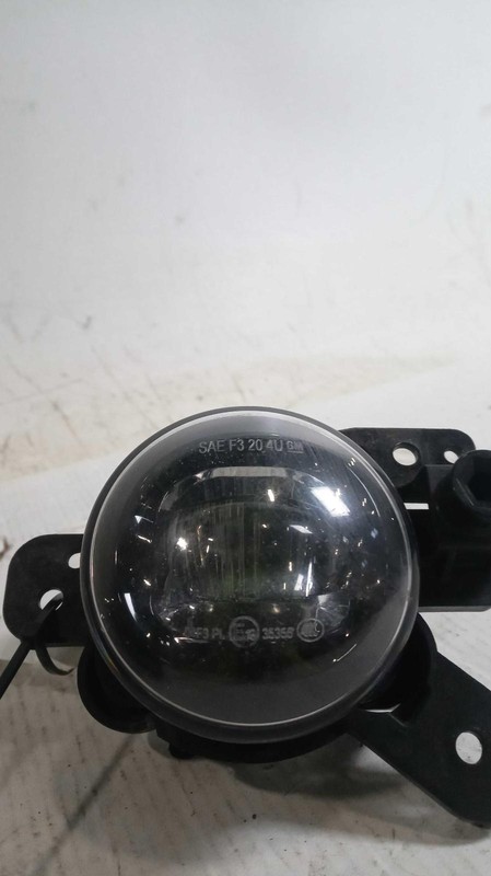 2022 Chevrolet Trailblazer Right Fog Light Assembly, Red, Used, 34K Miles