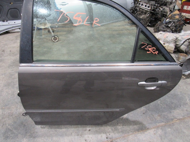 02-06 TOYOTA CAMRY LEFT DRIVER REAR ELECTRIC WINDOW DOOR ASSEMBLY GRAY 1E3 OEM