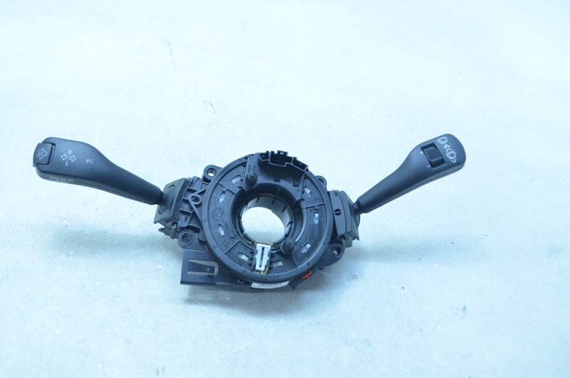 04-10 BMW E83 X3 WINDSHIELD WIPER / TURN SIGNAL SWITCH ASSEMBLY OEM