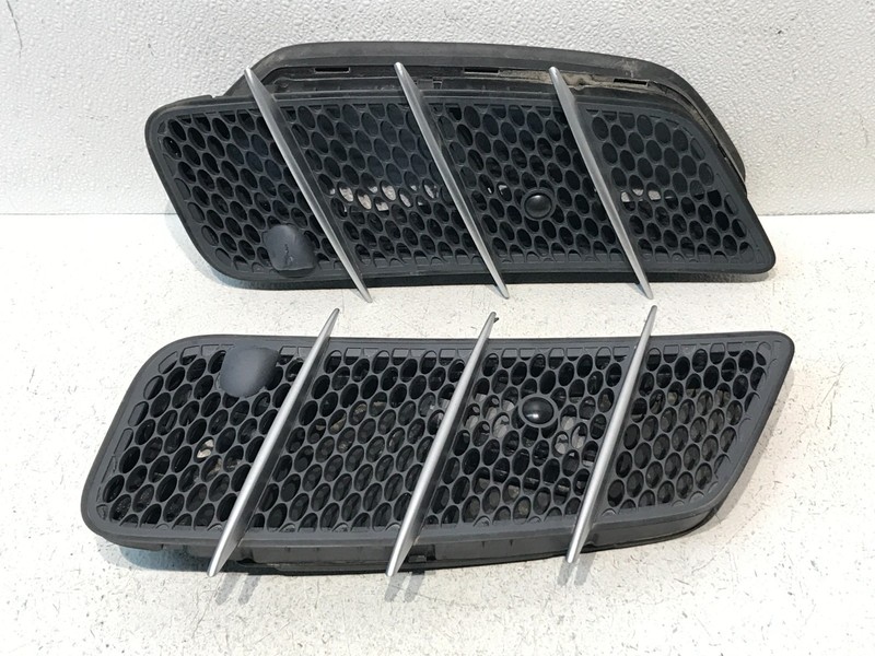 2003-12 Mercedes R230 SL500 Left Right Hood Vent Grille Grill SET Pair
