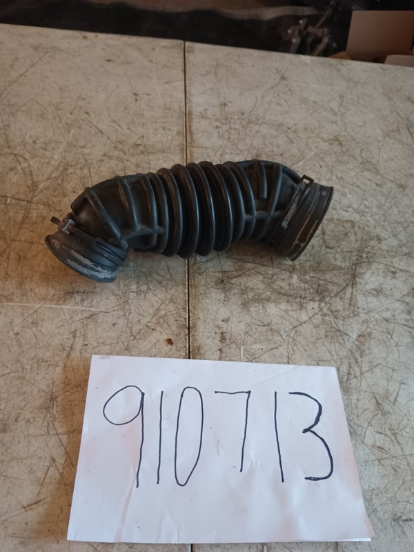 2005-2008 Audi A4 2.0T Air Intake Duct Tube Pipe OEM