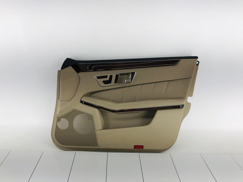 10-13 MERCEDES BENZ E350 FRONT RIGHT PASSENGER SIDE INTERIOR DOOR PANEL OEM #45