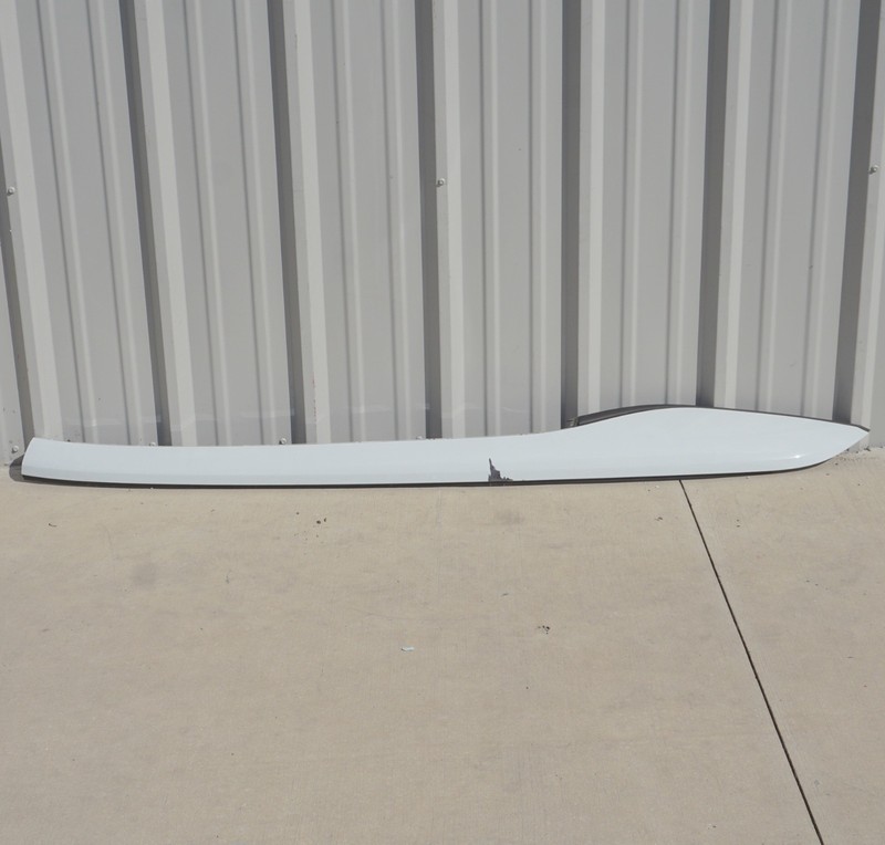 2014-2021 BMW I3 RIGHT PASSENGER SIDE ROOF MOLDING 1559957 OEM