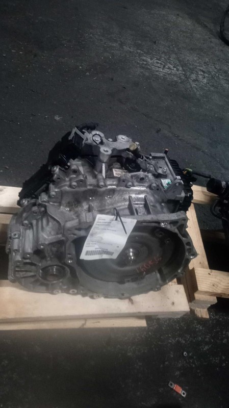 2018 Jeep Compass Manual Transmission Assembly 50K Miles OEM Black 5106263AA