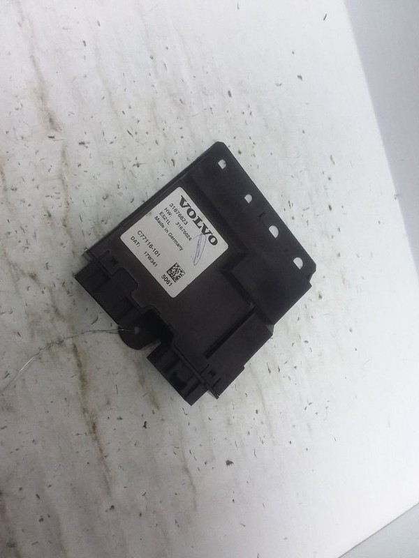 Power Liftgate Control Module 2018 Volvo XC90 31676623
