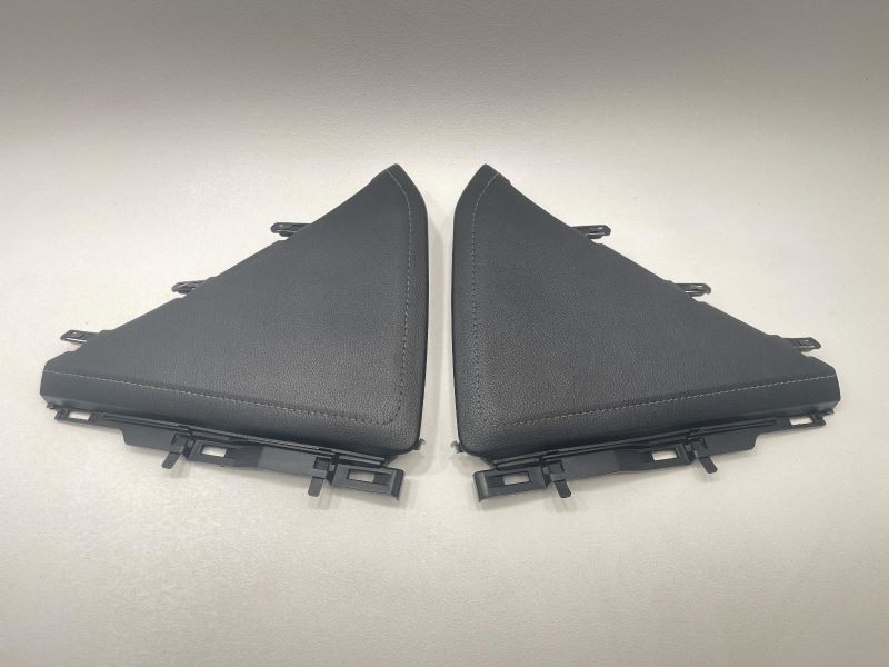 17-20 TOYOTA 86 LEFT AND RIGHT KNEE PAD TRIM COVER LEATHER BLACK W/SILVER 56987