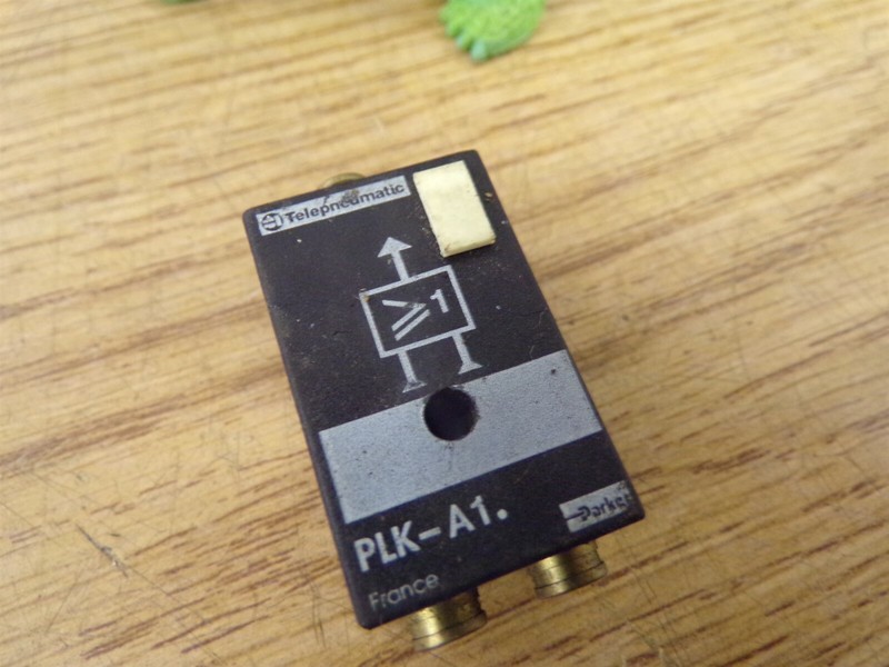 Telepneumatic PLK-A1 Parker Logic Element *FREE SHIPPING*