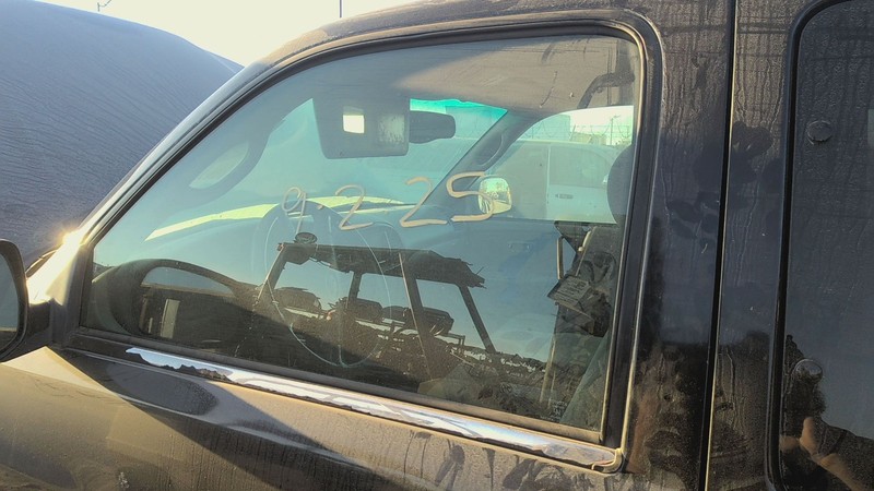Front Door Glass/window TOYOTA TUNDRA Left 00 01 02 03 04 05 06