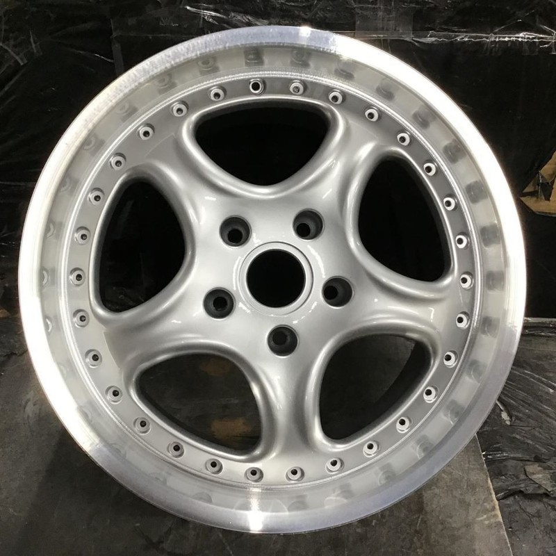 1994-1998 Porsche 911 Model 993 Refurbished Wheel 18 x 8-1/2 Rim Silver AG8585