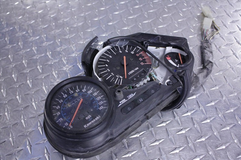 03 KAWASAKI EX 500 D GAUGES INFO SPEEDOMETER SPEED TACH CLUSTER SPEEDO EX500