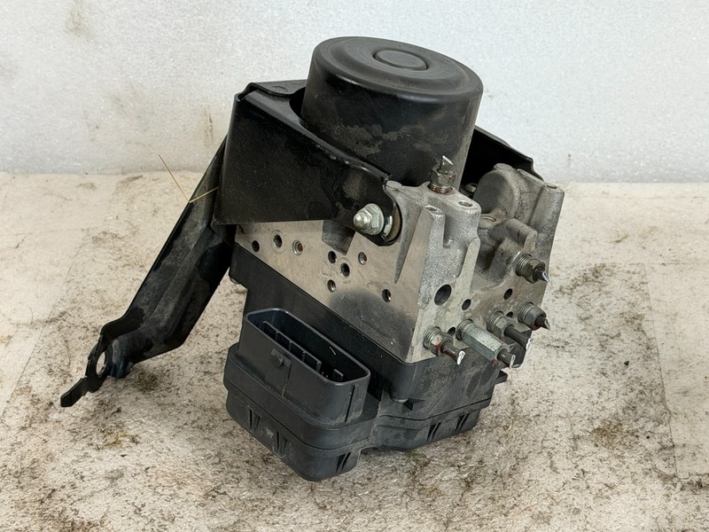 OEM 2004-2006 Lexus ES330 3.3L ABS BRAKE PUMP SYSTEM HYDRAULIC ANTI LOCK 112K MI