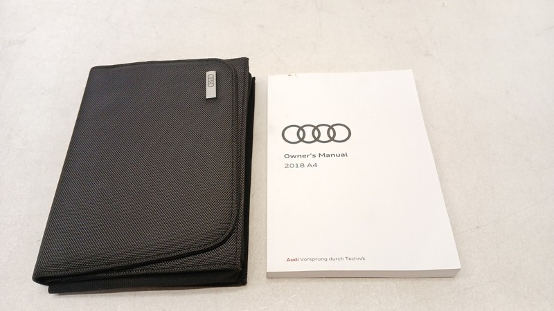 2018 AUDI B9 S4 A4 OWNERS MANUAL CASE WALLET HANDBOOK FOLDER OEM 08152C