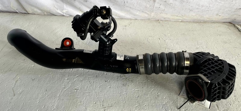 19-23 GENESIS G70 RIGHT INTERCOOLER AIR INTAKE INLET HOSE TUBE PIPE 2.0L #110965