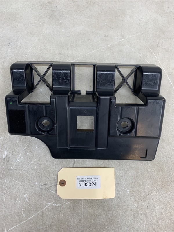 ⚡️17-23 TESLA 3 TRUNK LH LUGGAGE FLOOR BRACKET SUPPORT 1089615-00-D 33024 B89