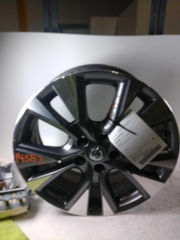 Nissan Murano 2015-2018 18x7.5 Black Alloy Wheel OEM 403005AA4B